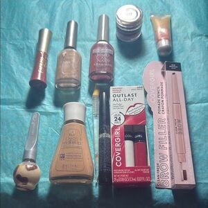 COVERGIRL and other assorted varieties of Makeup #130
